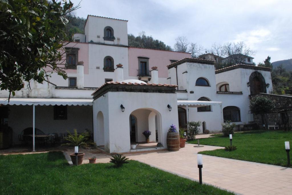 Villa Della Porta - Dimora Storica فيكو إيكوينس المظهر الخارجي الصورة