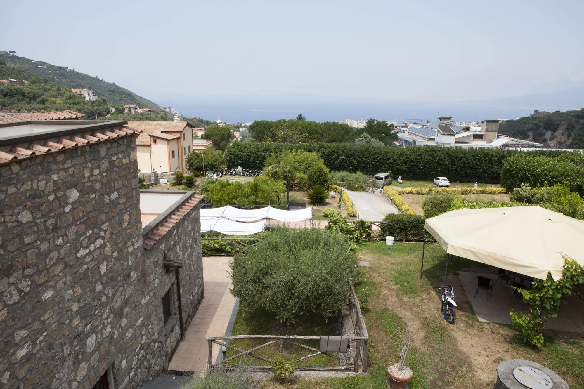 Villa Della Porta - Dimora Storica فيكو إيكوينس المظهر الخارجي الصورة