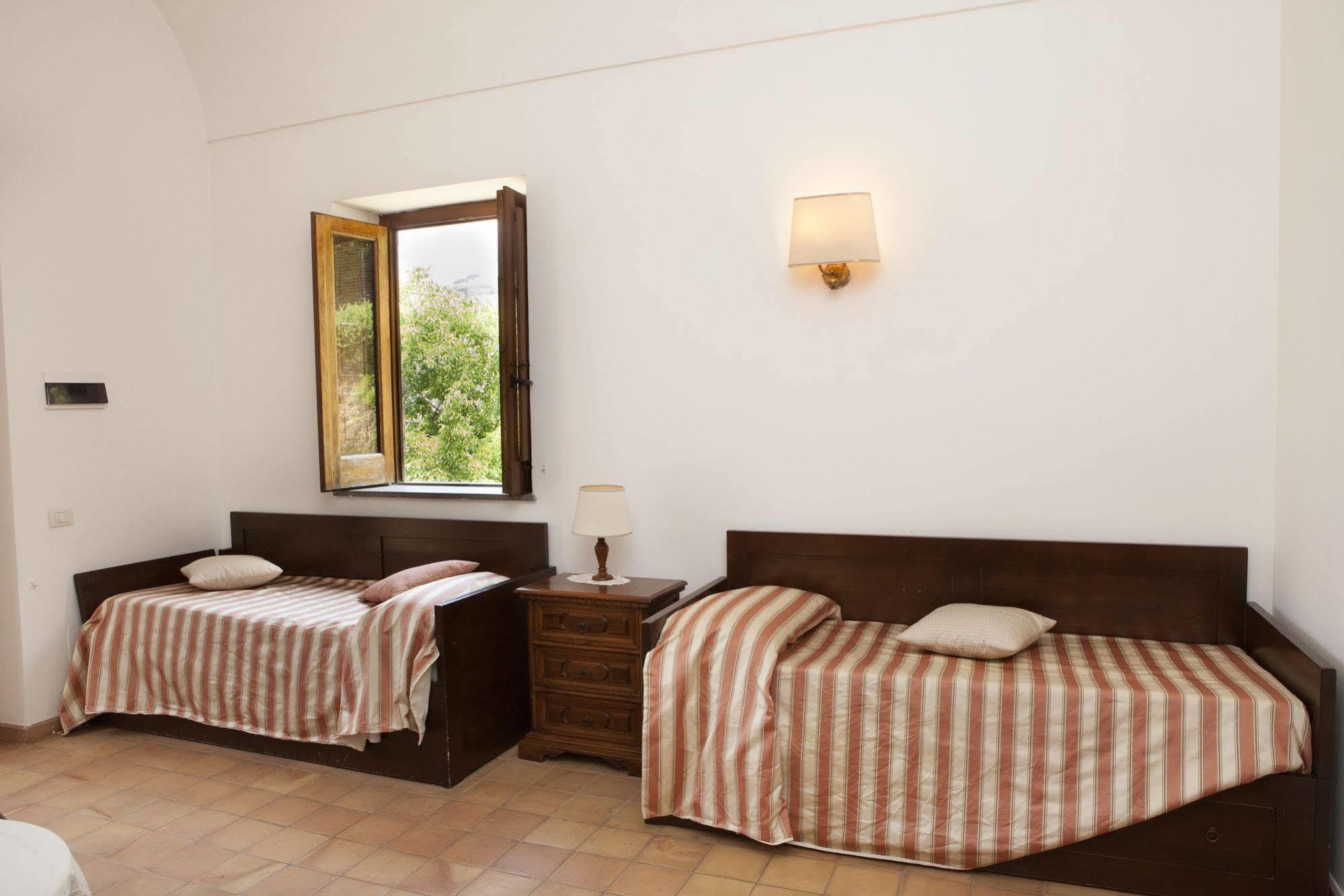 Villa Della Porta - Dimora Storica فيكو إيكوينس المظهر الخارجي الصورة